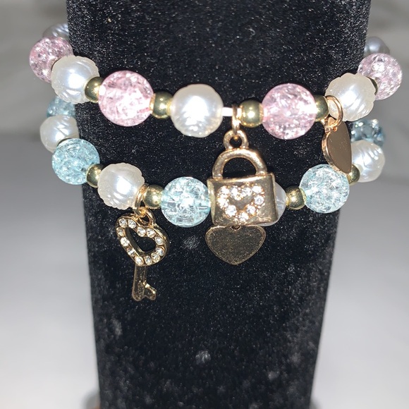 ๐๐ Beaded Heart Lock & Key Bracelet Set - Picture 2 of 9